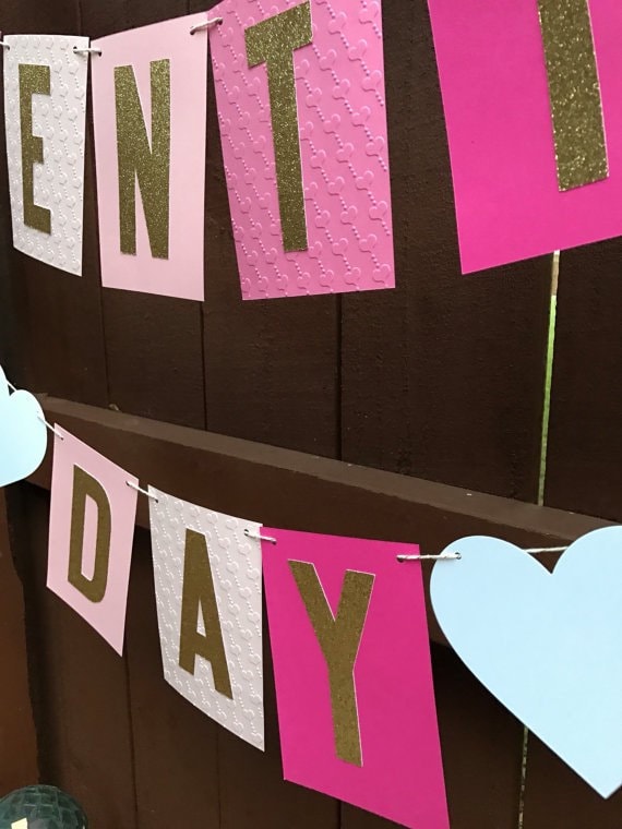 Galentines Day Banner, Ombré Banner, Girls before bros, Valentine’s Day party, Galentines day party