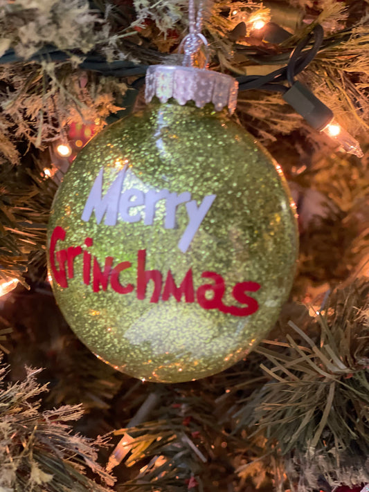 Grinch Christmas Ornaments| Christmas ornaments | Grinchmas | Grinch Cam | Grinch Family Ornament