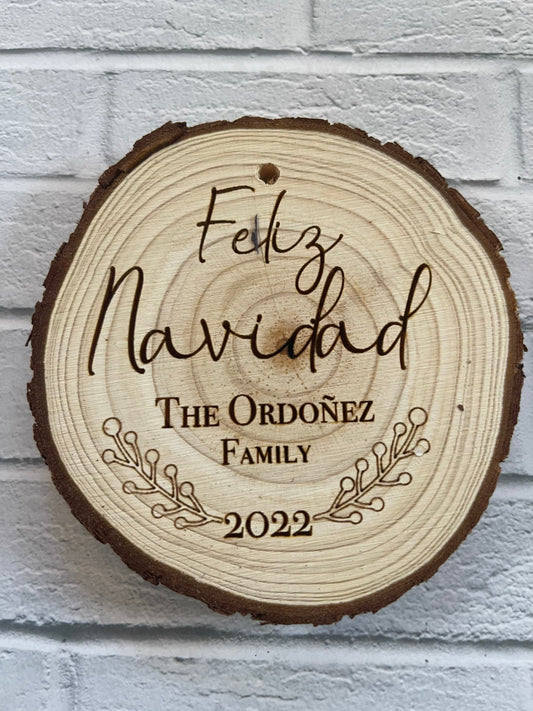 Family Christmas Ornament, Personalized ornament, Wedding favor Rustic Ornament, Wood slice ornament, Feliz Navidad ornament,